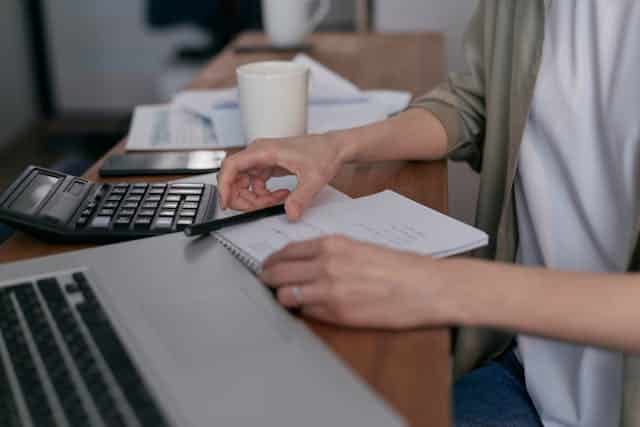 A person applying for a holiday payday loan. 